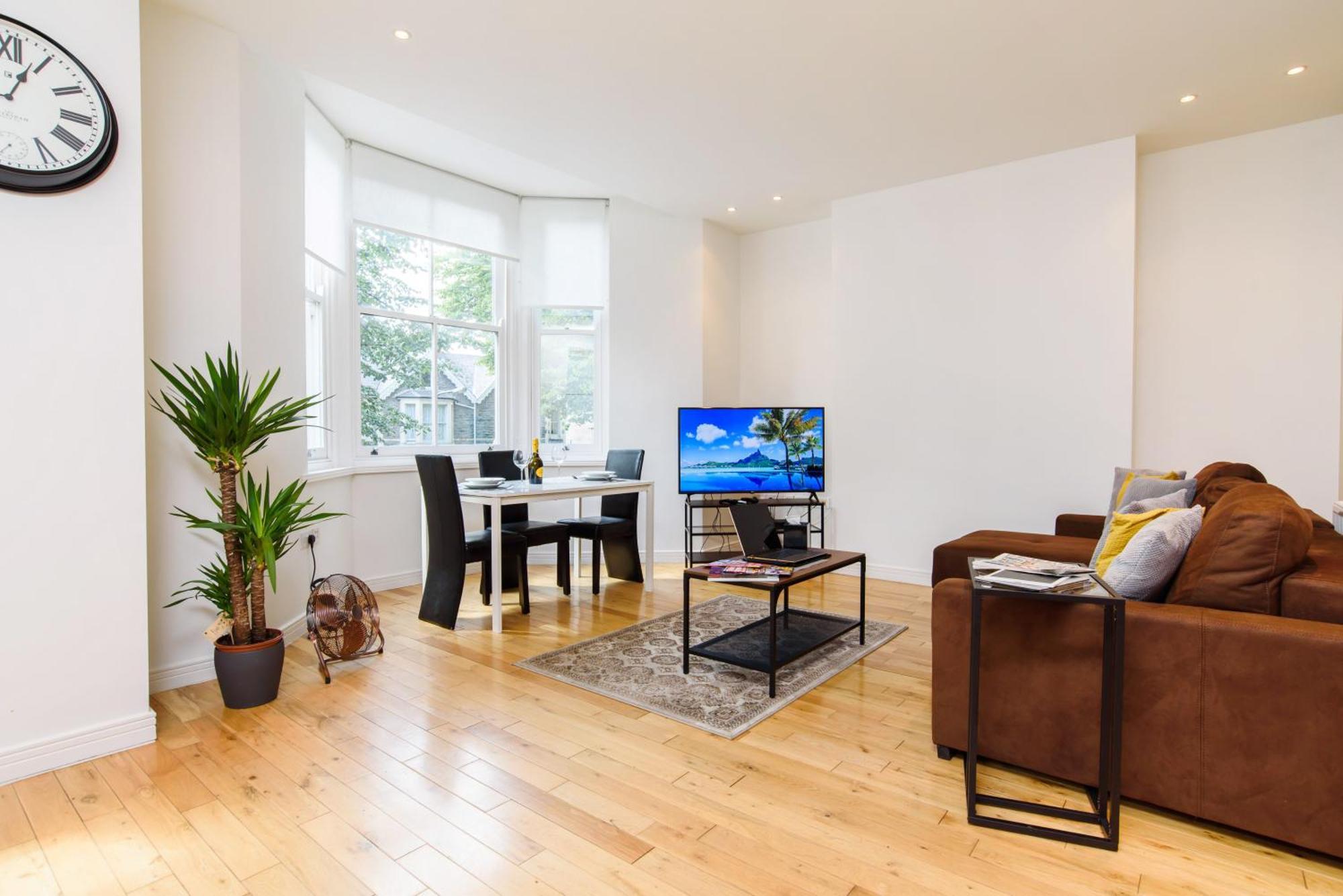 Oakfield Premier Apartments - Fast Wifi - 5 Mins City Centre Cardiff Zimmer foto