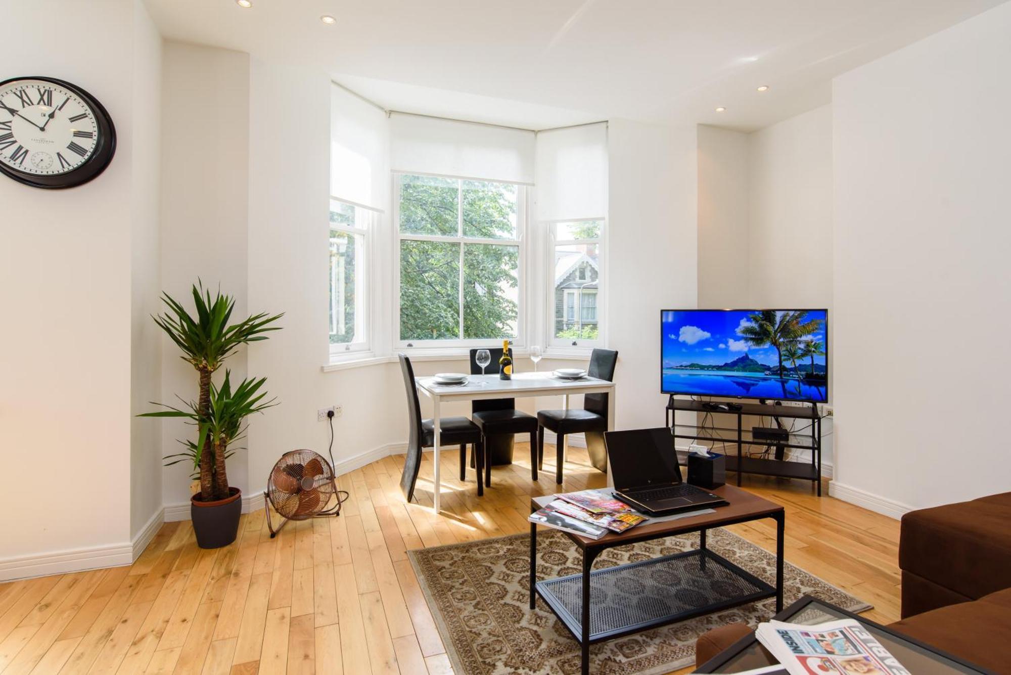 Oakfield Premier Apartments - Fast Wifi - 5 Mins City Centre Cardiff Zimmer foto
