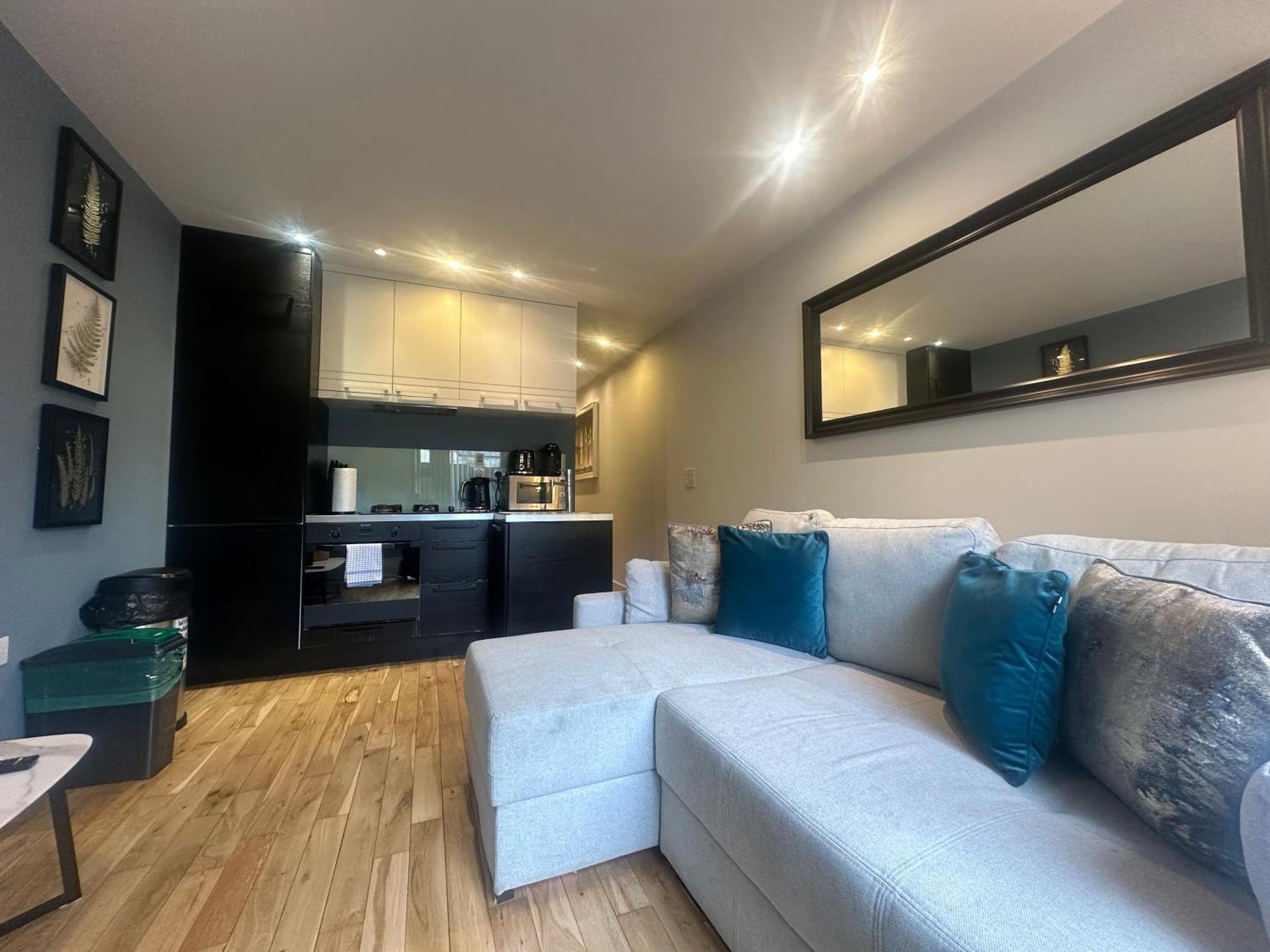 Oakfield Premier Apartments - Fast Wifi - 5 Mins City Centre Cardiff Zimmer foto