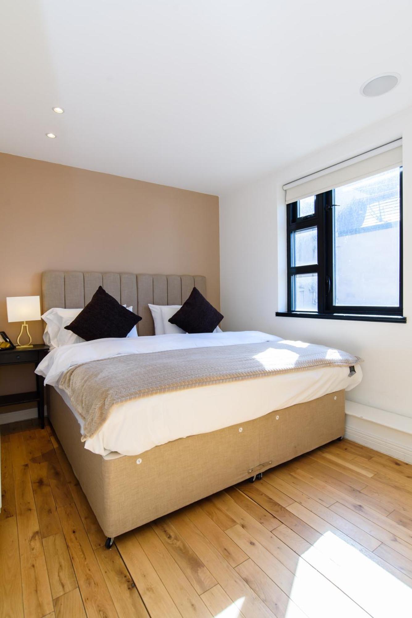 Oakfield Premier Apartments - Fast Wifi - 5 Mins City Centre Cardiff Exterior foto